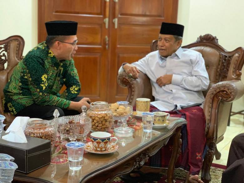 Zaiful Bokhari (5): Selalu Mendekat kepada Kiai dan Ulama